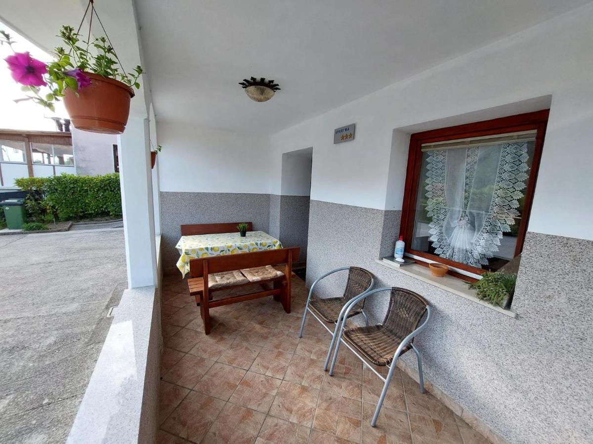 Apartments Denis Tolmin Dış mekan fotoğraf