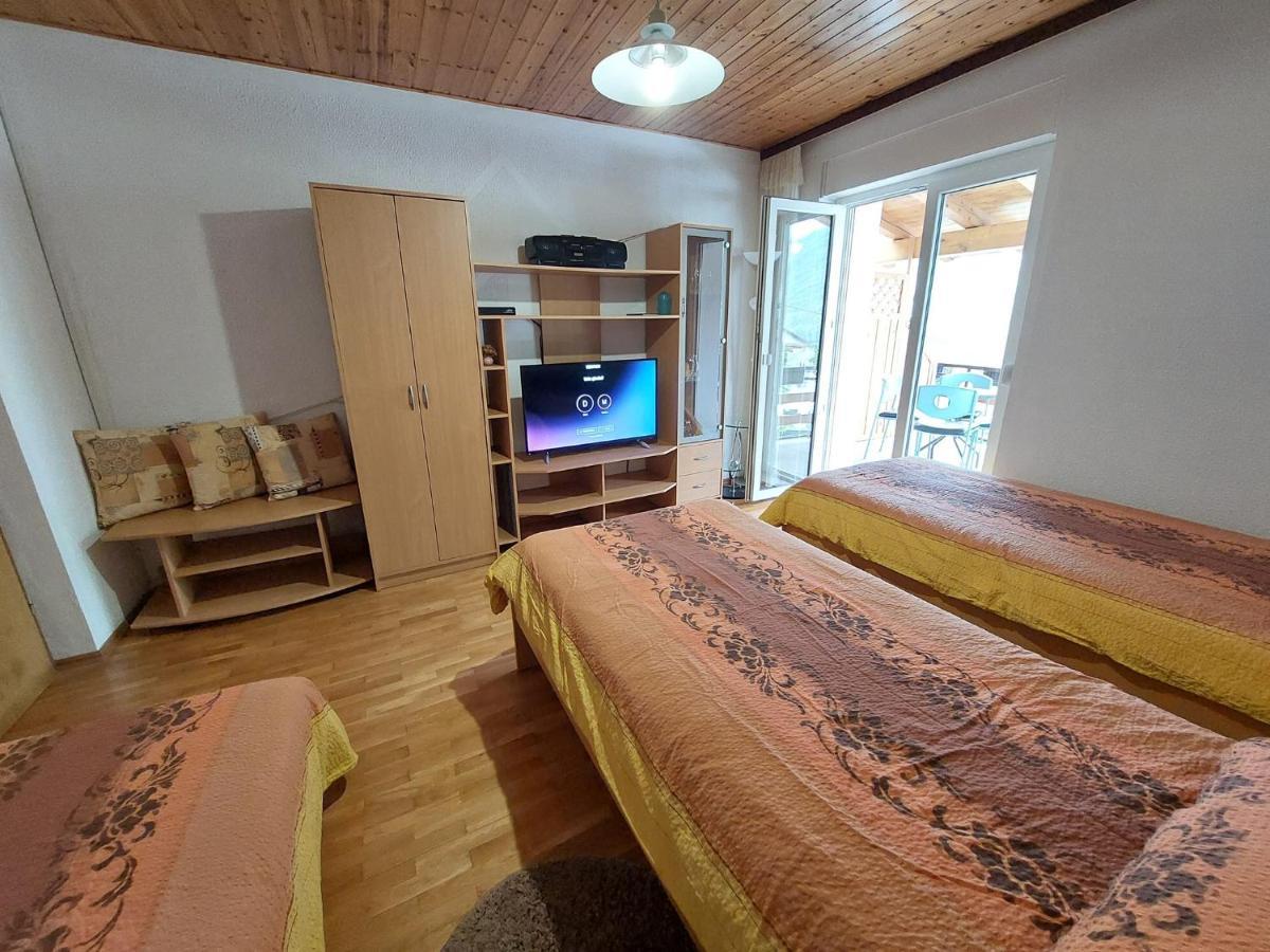 Apartments Denis Tolmin Dış mekan fotoğraf