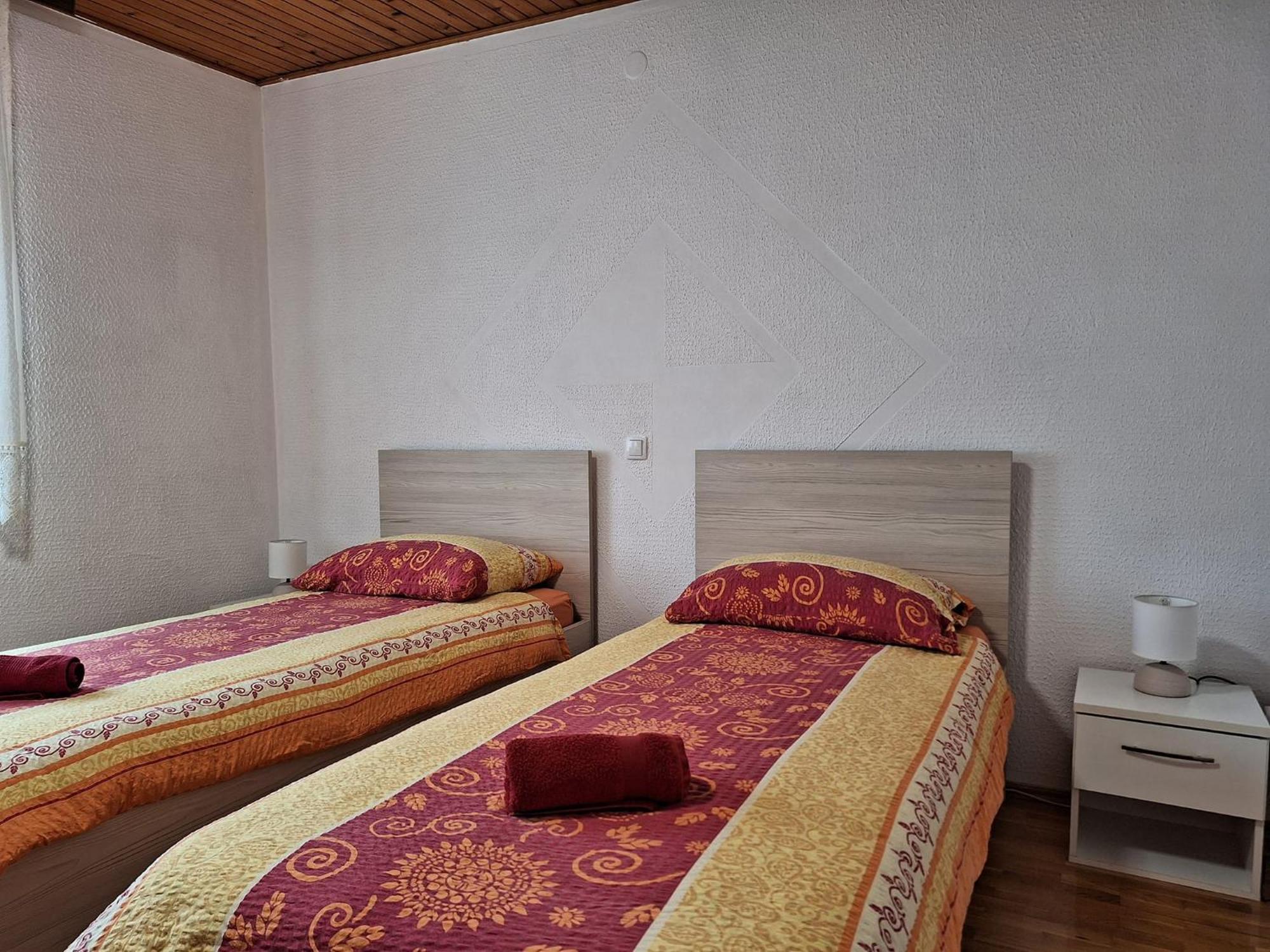 Apartments Denis Tolmin Dış mekan fotoğraf